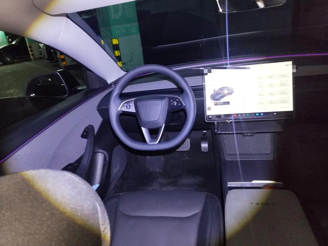Tesla Model 3 2025 Rear-Wheel-Drive Version — миниатюра 10