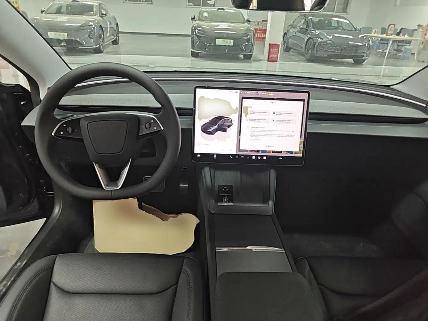 Tesla Model 3 2025 Model Revised Rear-Wheel-Drive Version — миниатюра 12