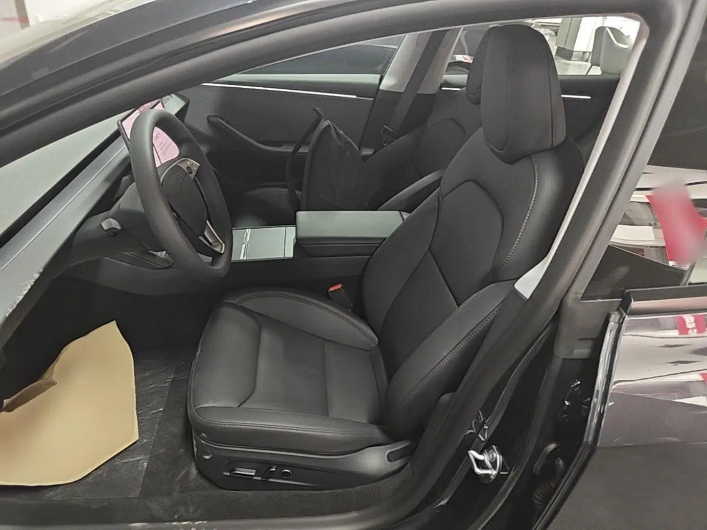 Tesla Model 3 2025 Model Revised Rear-Wheel-Drive Version — миниатюра 17