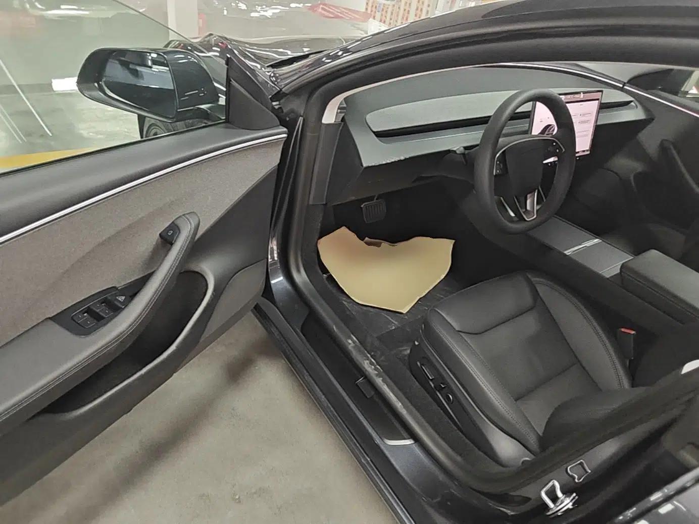 Tesla Model 3 2025 Model Revised Rear-Wheel-Drive Version — миниатюра 18