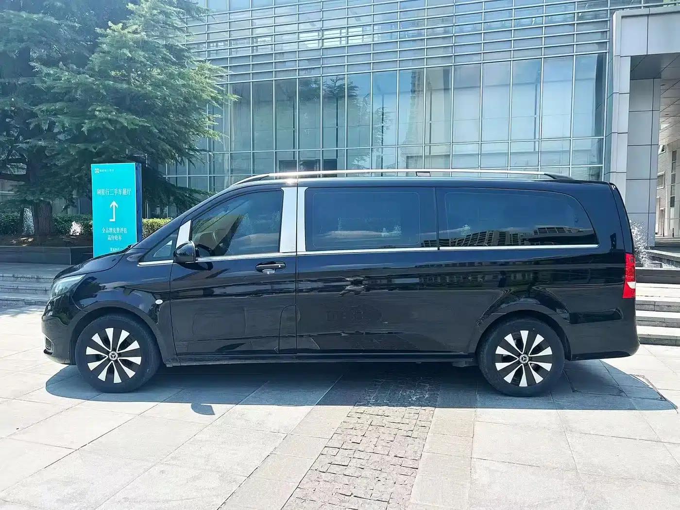 Vito 2023 2.0T Elite Edition 7-seater — миниатюра 2