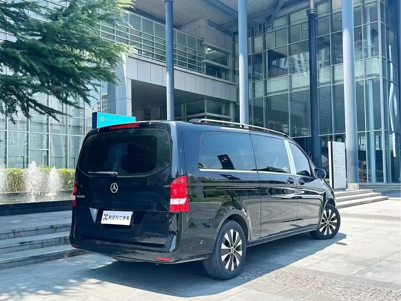 Vito 2023 2.0T Elite Edition 7-seater — миниатюра 3
