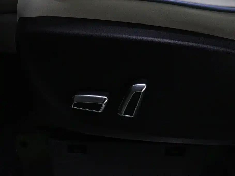 Vito 2021 2.0T Elite Edition 7-seater — миниатюра 24