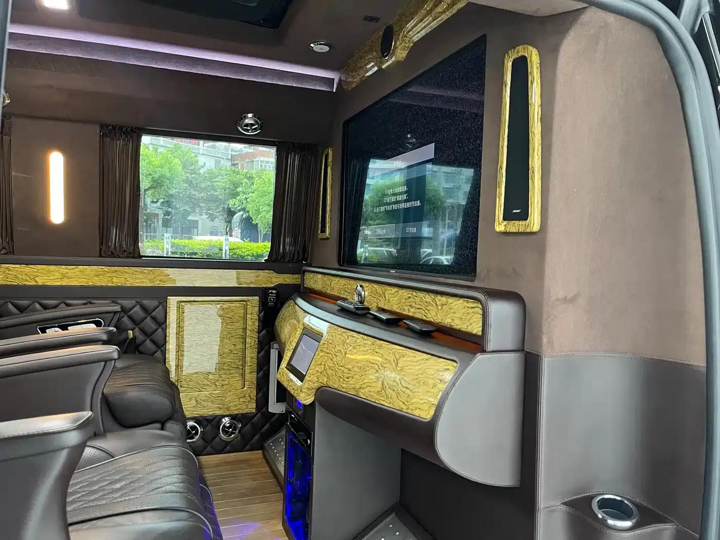 Vito 2018 2.0T Elite Edition 7-seater (National V Emission Standard) — миниатюра 39