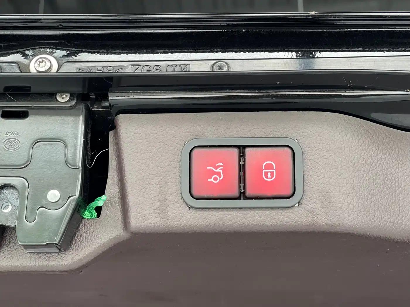Vito 2018 2.0T Elite Edition 7-seater (National V Emission Standard) — миниатюра 44