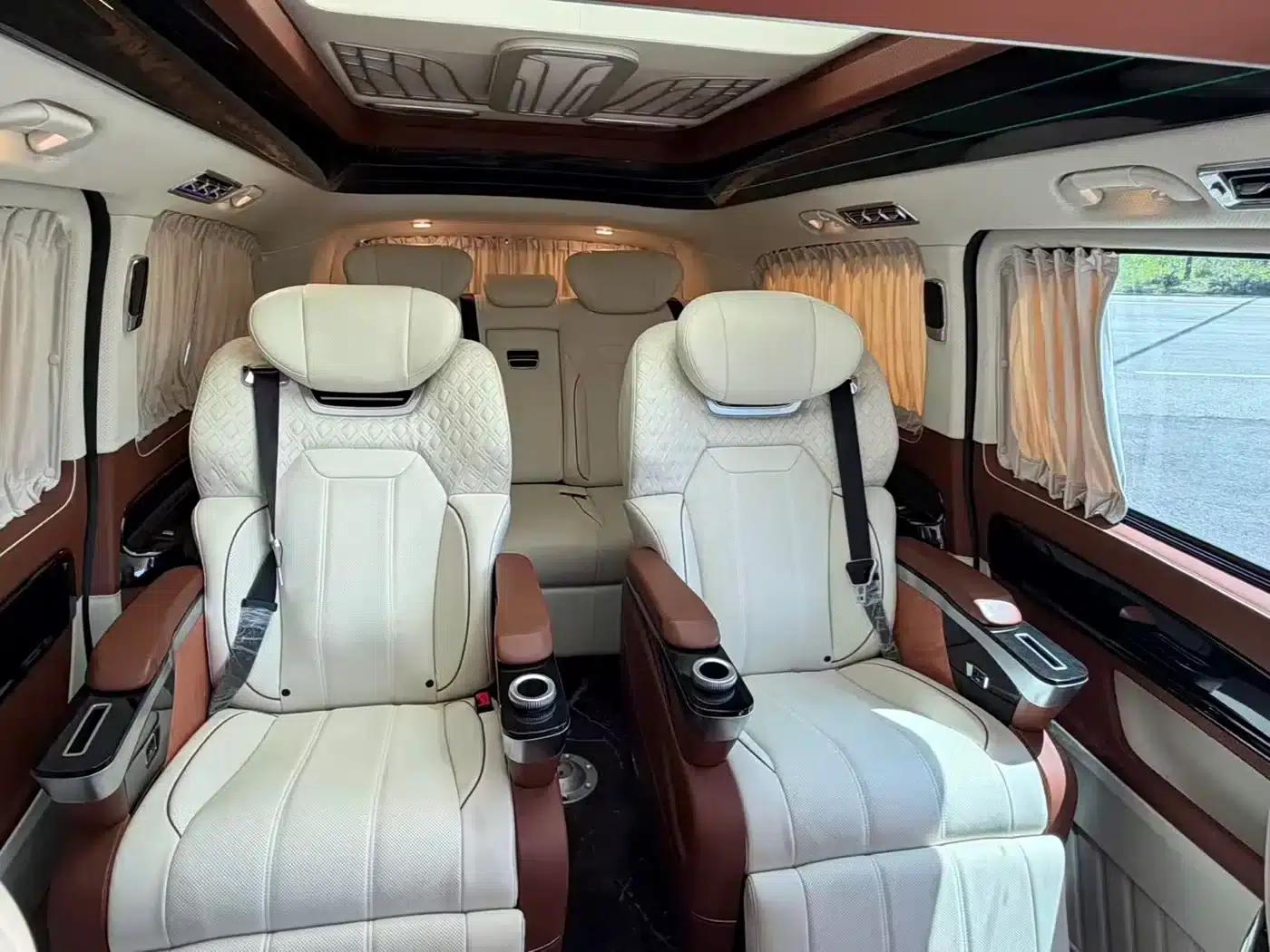 2024 Nissan Vito 2.0T Business Edition 7-seater — миниатюра 6