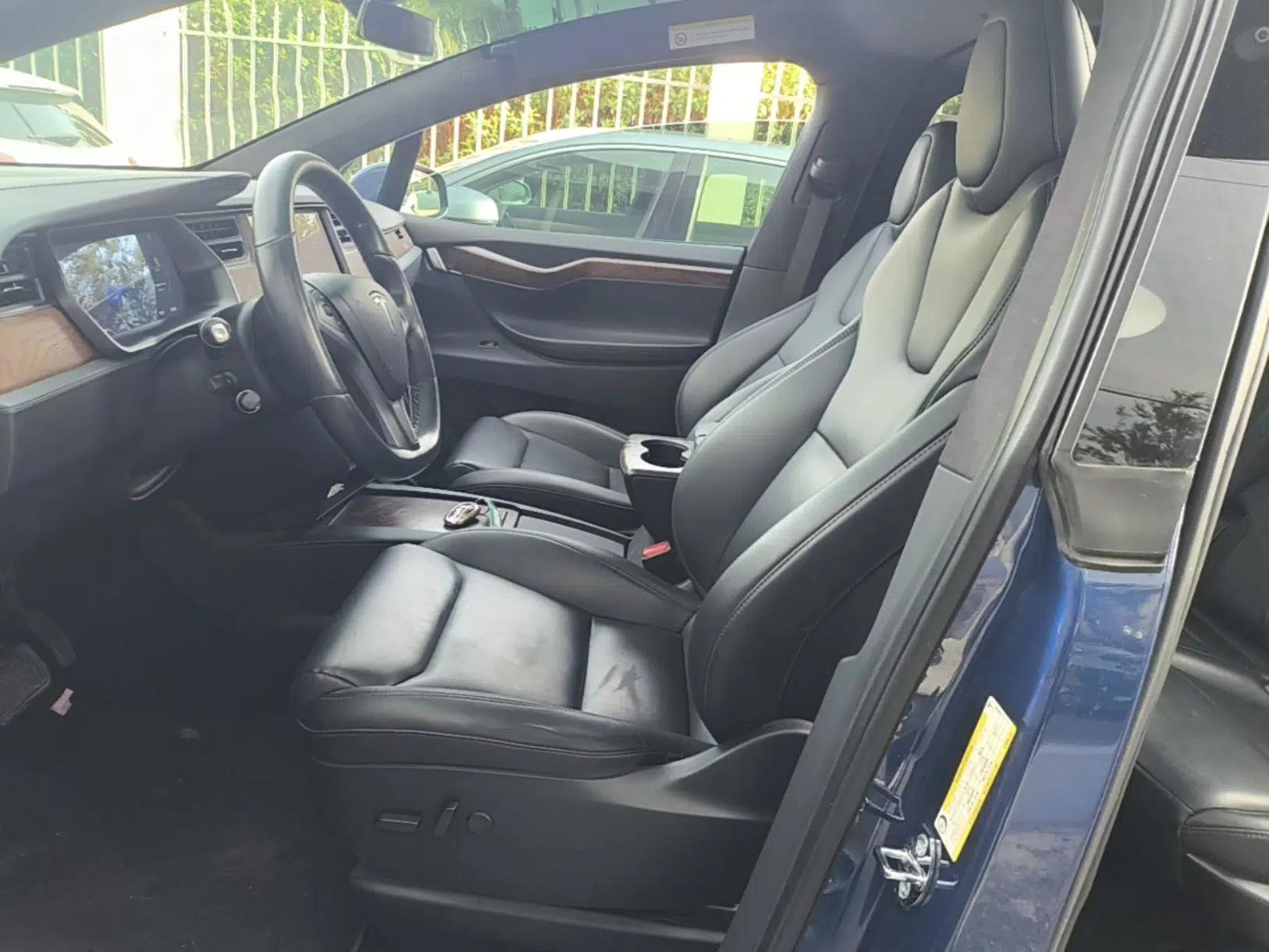 Tesla Model X 2019 Long-Range Version — миниатюра 22