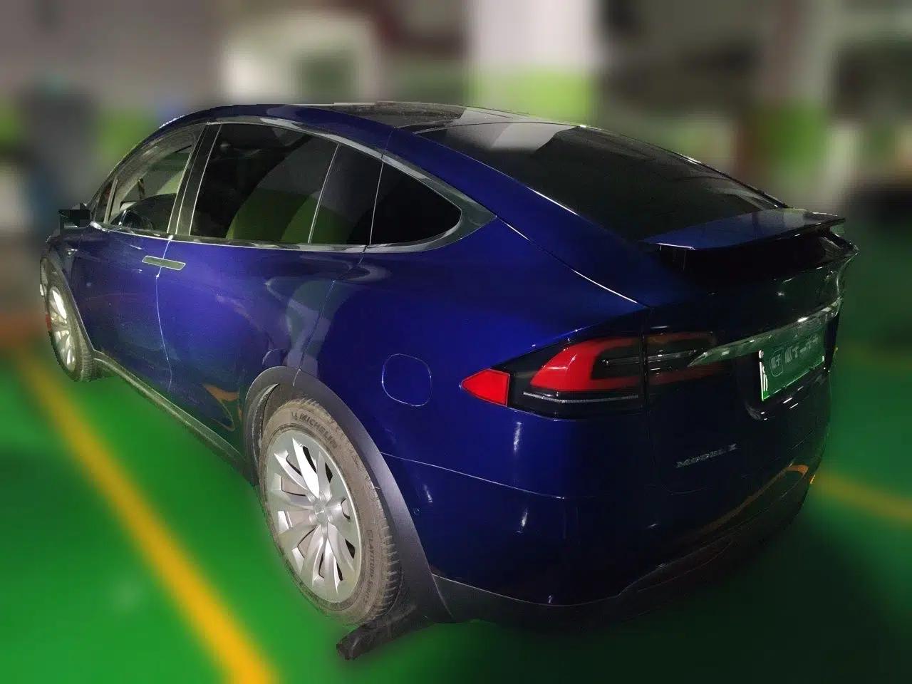 Tesla Model X 2017 X 100D Long Range Edition — миниатюра 4