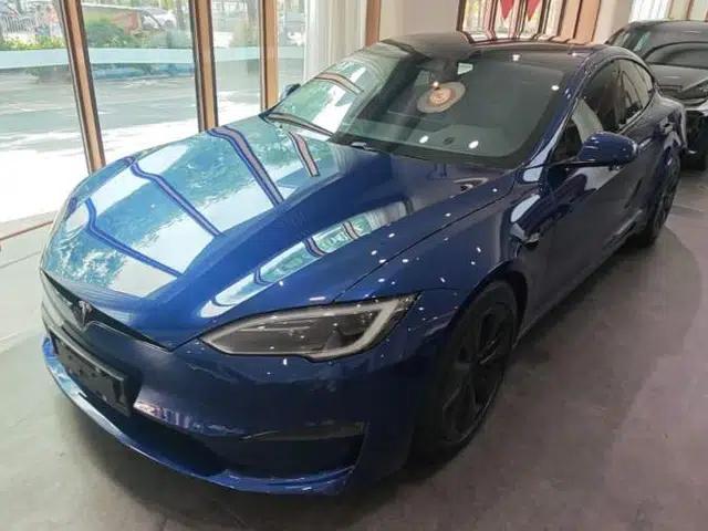 Tesla Model S 2023 Dual-Motor All-Wheel-Drive Version