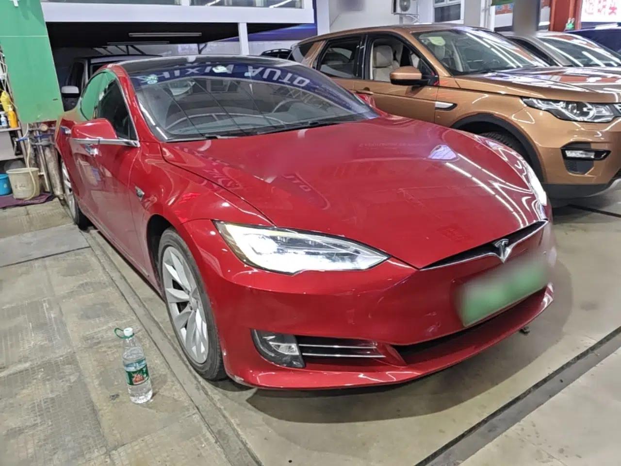 Tesla Model S 2017 S 75D Standard Range Edition — миниатюра 12