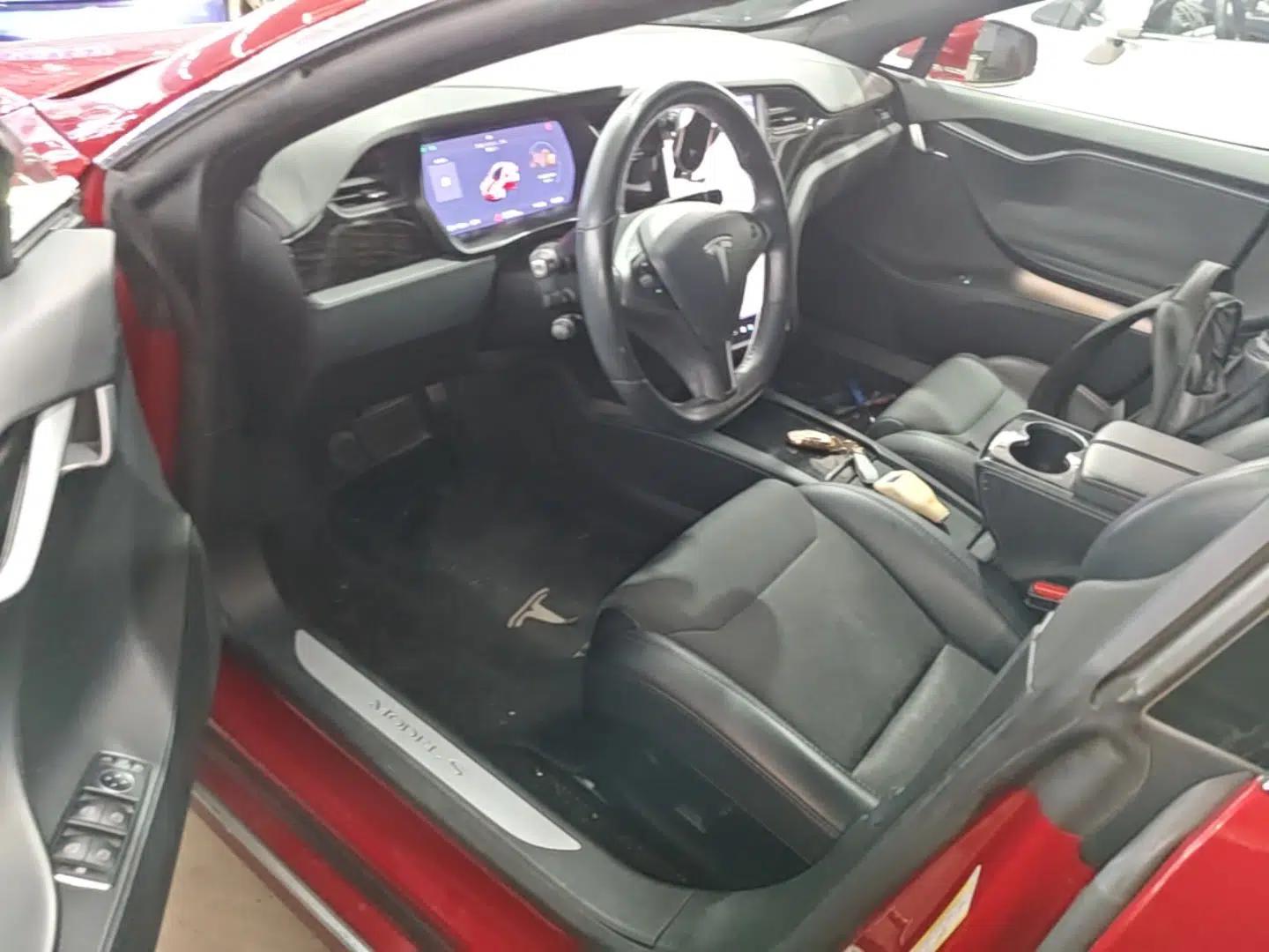 Tesla Model S 2017 S 75D Standard Range Edition — миниатюра 23