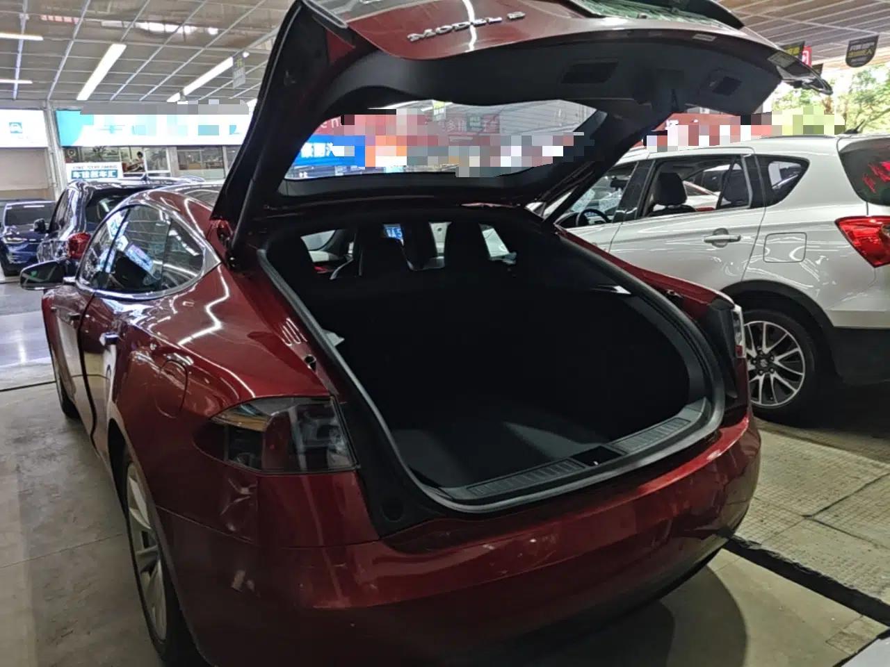 Tesla Model S 2017 S 75D Standard Range Edition — миниатюра 27