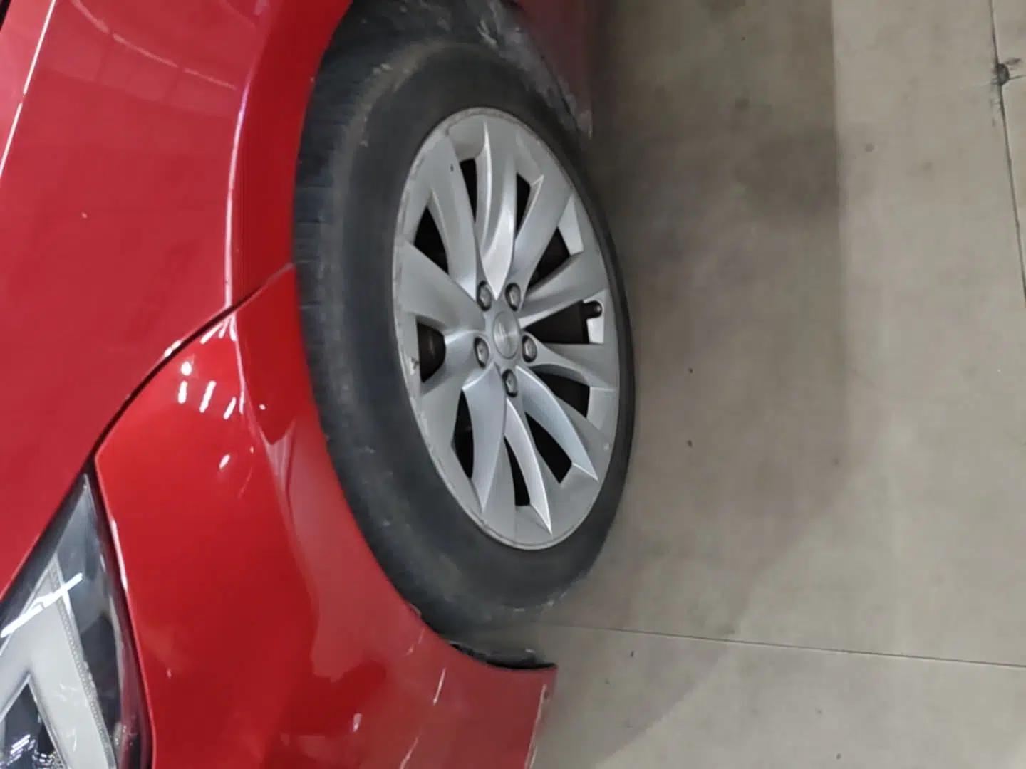 Tesla Model S 2017 S 75D Standard Range Edition — миниатюра 10