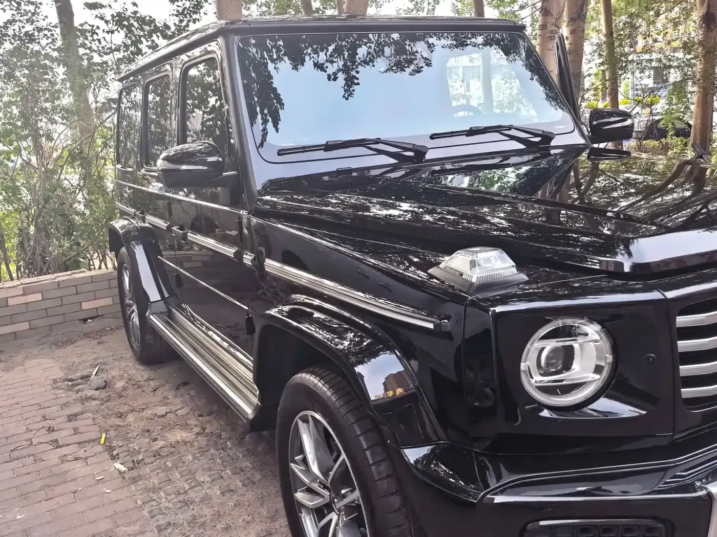 2025 Mercedes-Benz G-Class G 500 — миниатюра 3