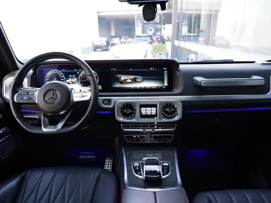 Mercedes-Benz G-Class 2024 G 500 Collector's Edition — миниатюра 16