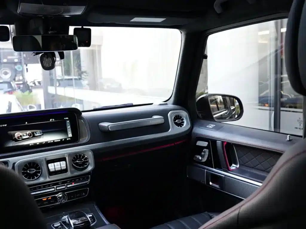 Mercedes-Benz G-Class 2024 G 500 Collector's Edition — миниатюра 18