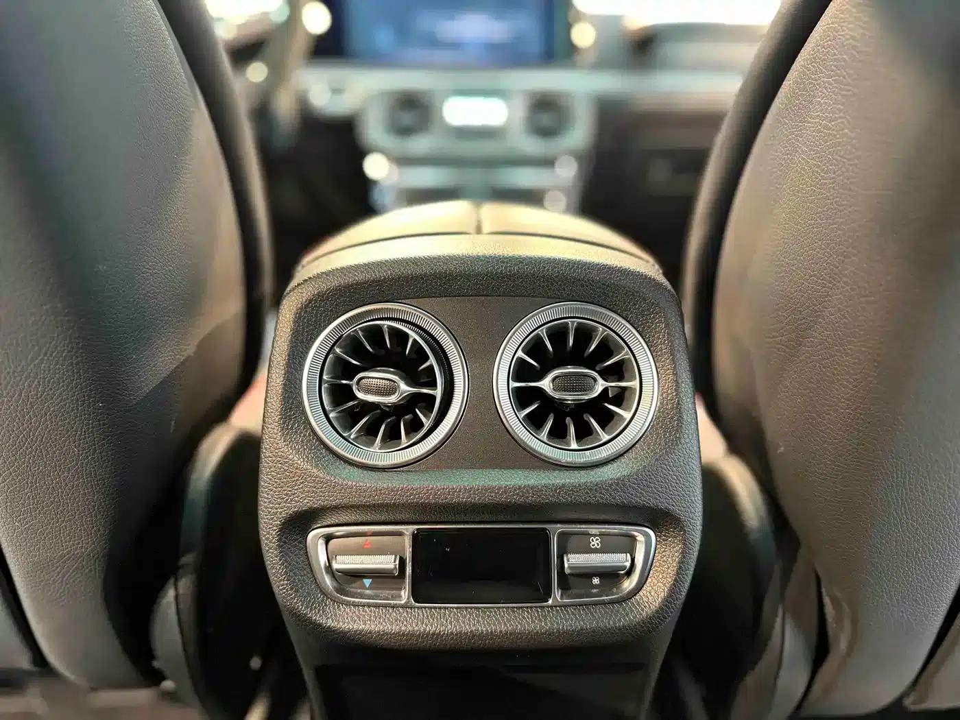 2023 Mercedes-Benz G-Class G 500 — миниатюра 17
