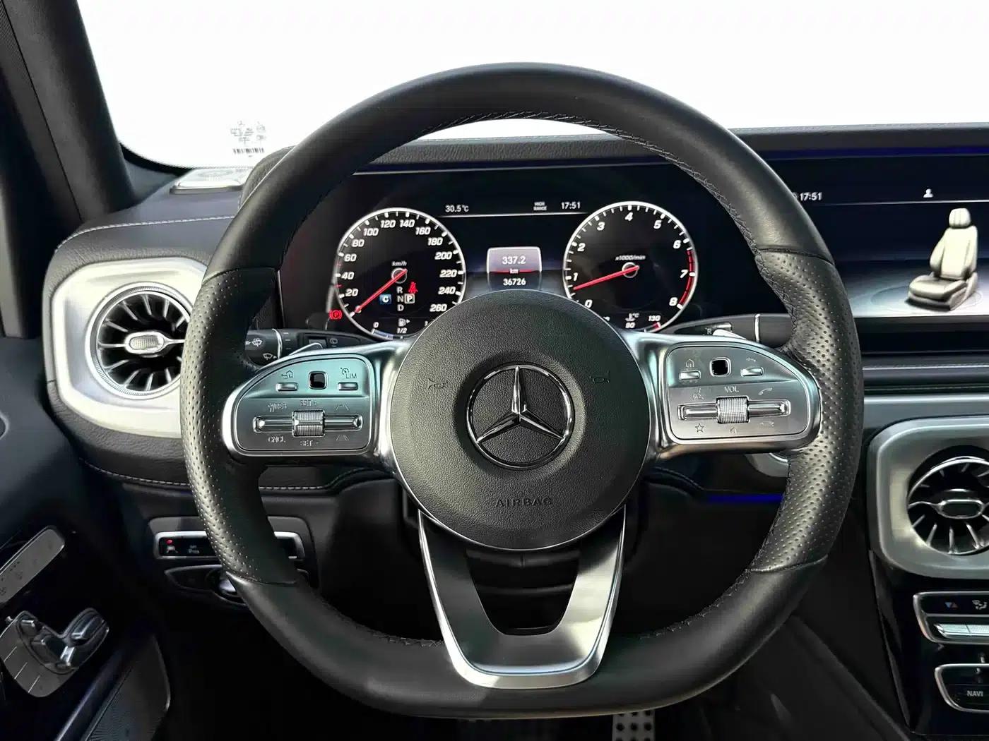 2022 Mercedes-Benz G-Class G 500 — миниатюра 24