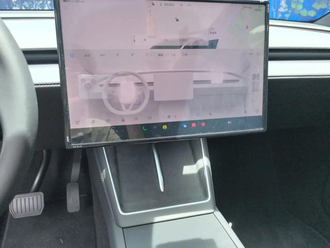 Tesla Model Y L 2025 Model Long-Range All-Wheel-Drive Version — миниатюра 13
