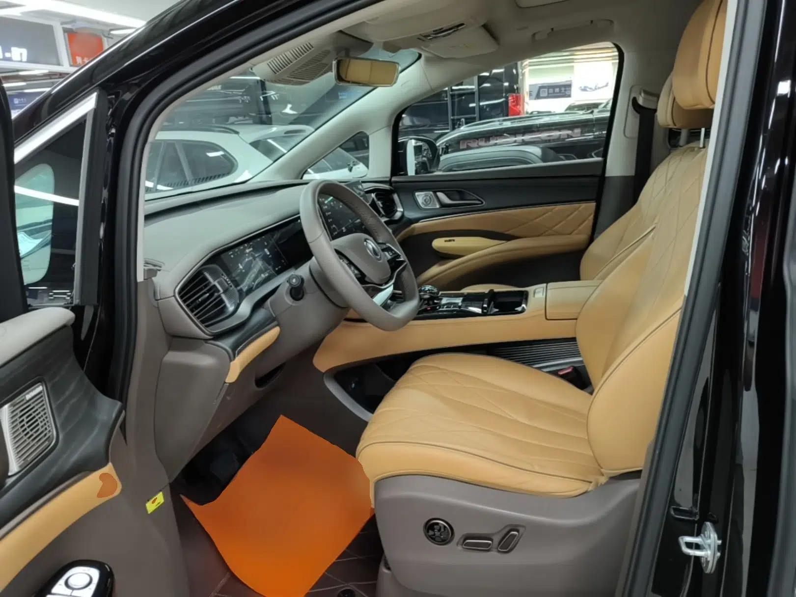 Denza D9 2022 DM-i 970 Four-Wheel Drive Prestige Model — миниатюра 17