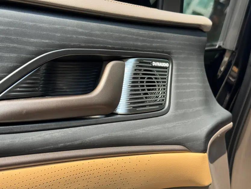 Denza D9 2022 DM-i 970 Four-Wheel Drive Flagship Model — миниатюра 10