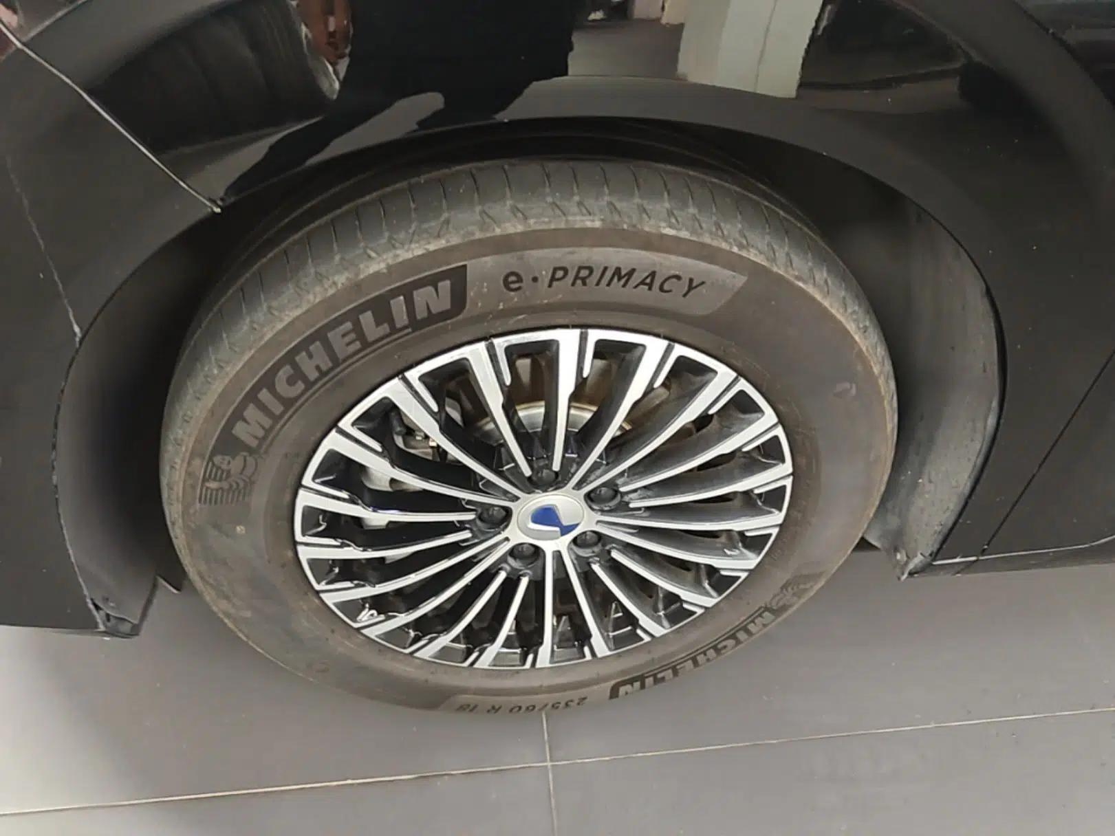 Denza D9 2025 DM-i Intelligent Drive 1020 Four-Wheel Drive Flagship Model — миниатюра 15