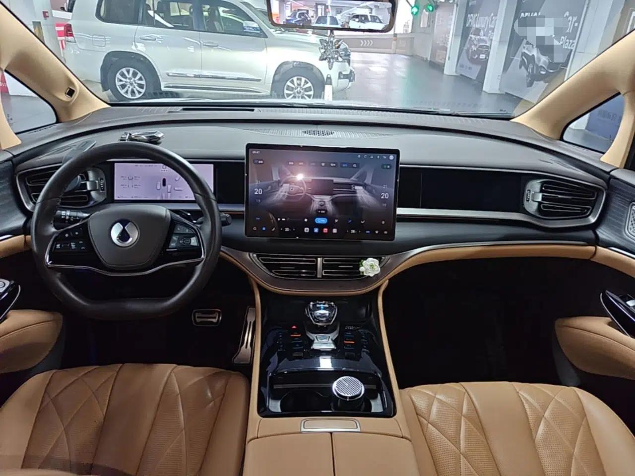 Denza D9 2025 DM-i Intelligent Drive 1020 Four-Wheel Drive Flagship Model — миниатюра 17