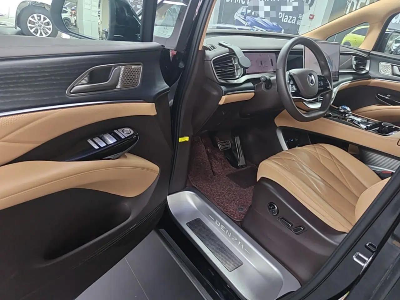 Denza D9 2025 DM-i Intelligent Drive 1020 Four-Wheel Drive Flagship Model — миниатюра 23