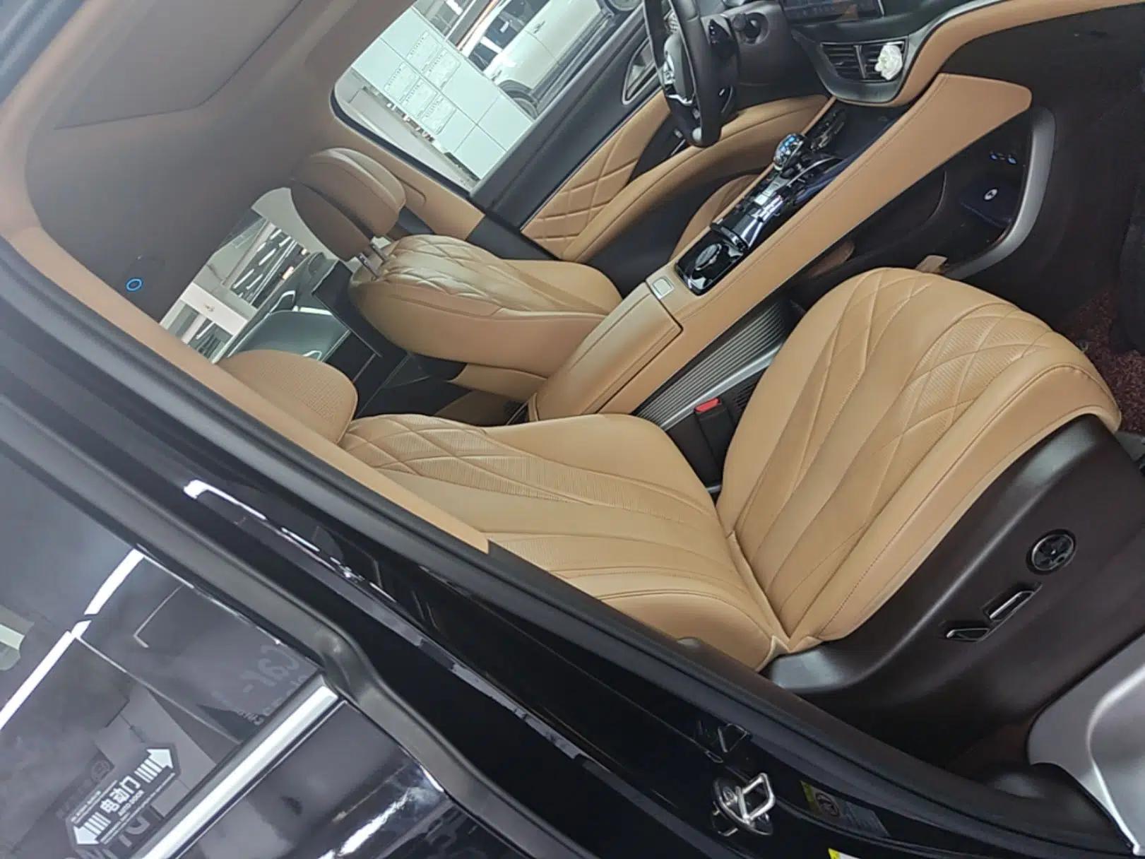Denza D9 2025 DM-i Intelligent Drive 1020 Four-Wheel Drive Flagship Model — миниатюра 24