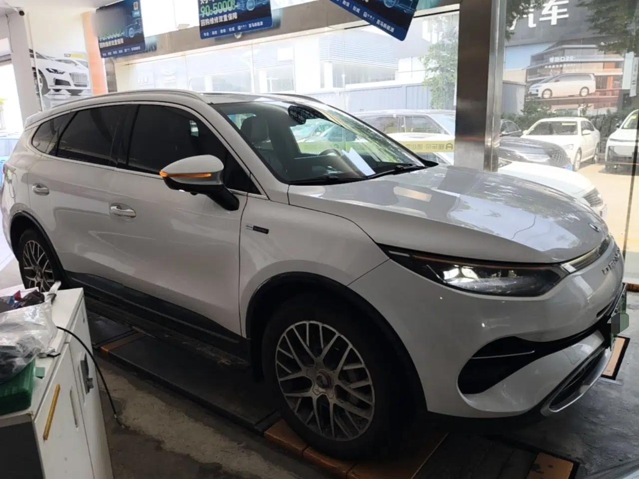 Denza X 2020 PHEV Classic Edition — миниатюра 3