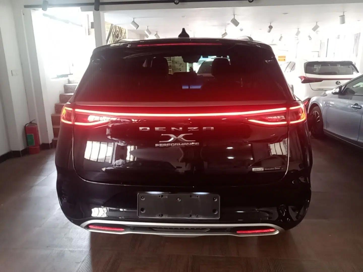 Denza X 2020 PHEV Classic Edition — миниатюра 5