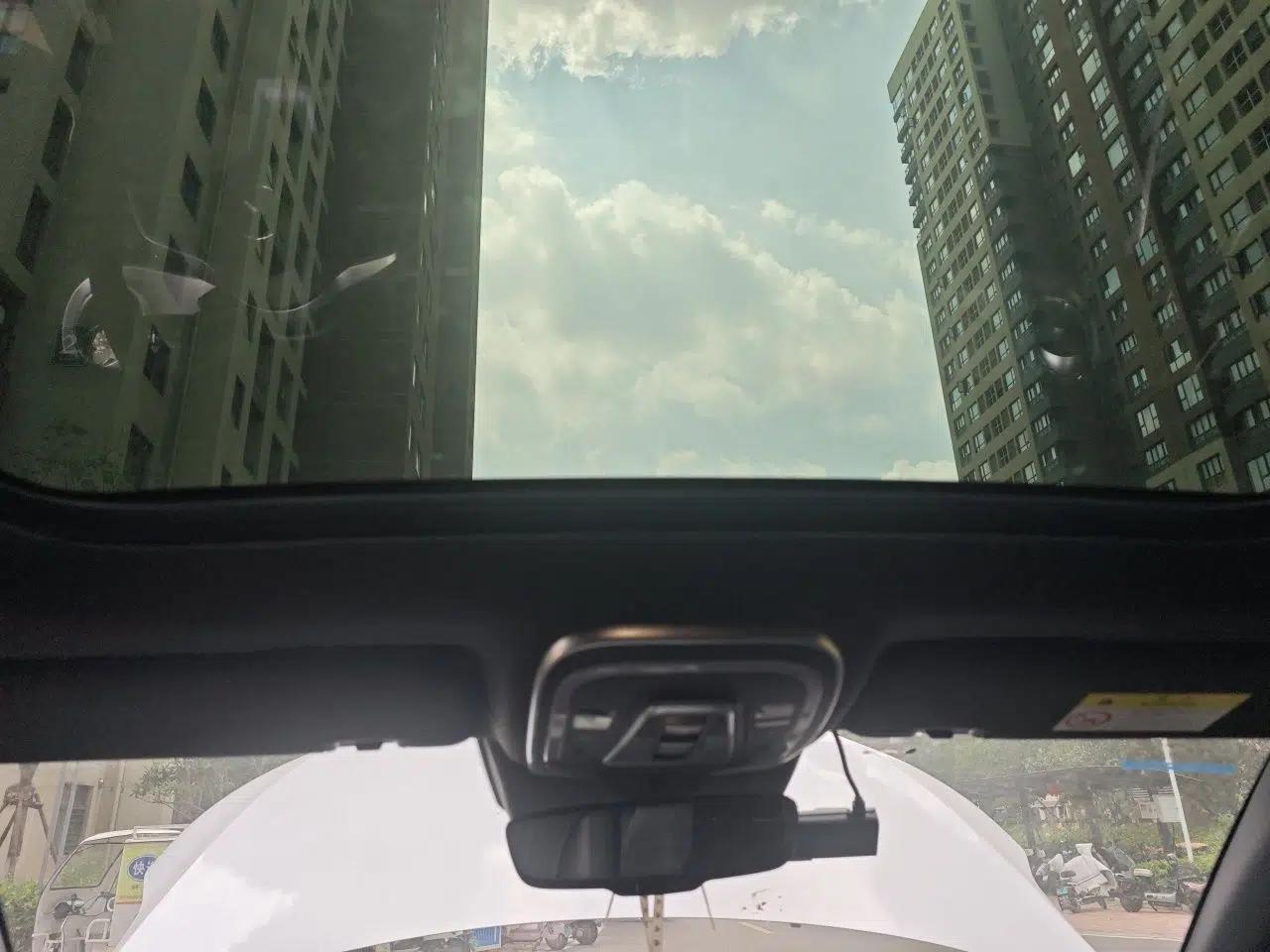 Denza X 2020 PHEV Flagship Edition — миниатюра 18