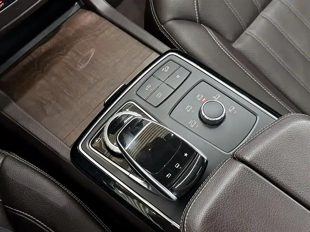 Mercedes-Benz GLE (Imported) 2016 GLE 400 4MATIC — миниатюра 14