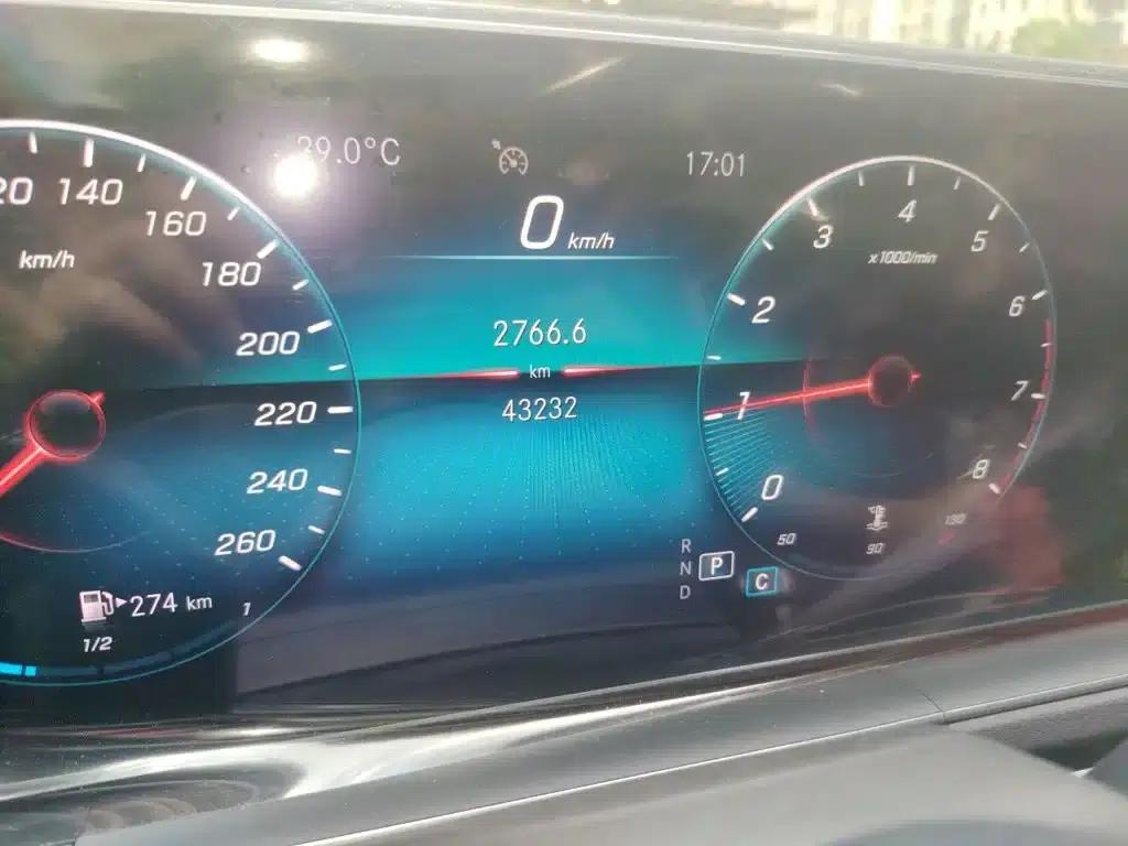 Imported Mercedes-Benz GLE 2020 GLE 350 4MATIC Fashion Model — миниатюра 8