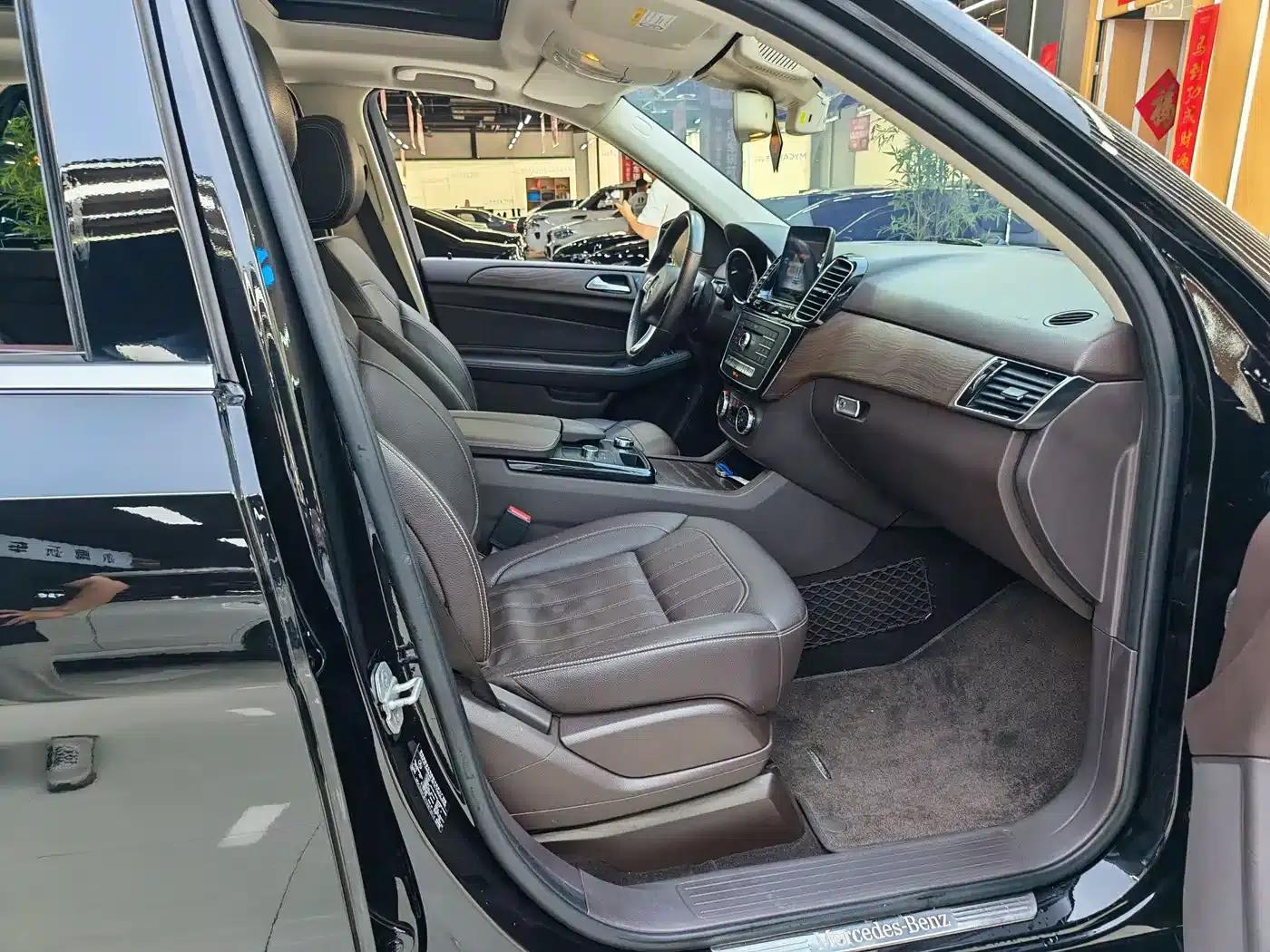 Imported Mercedes-Benz GLE 2017 GLE 320 4MATIC Dynamic — миниатюра 22