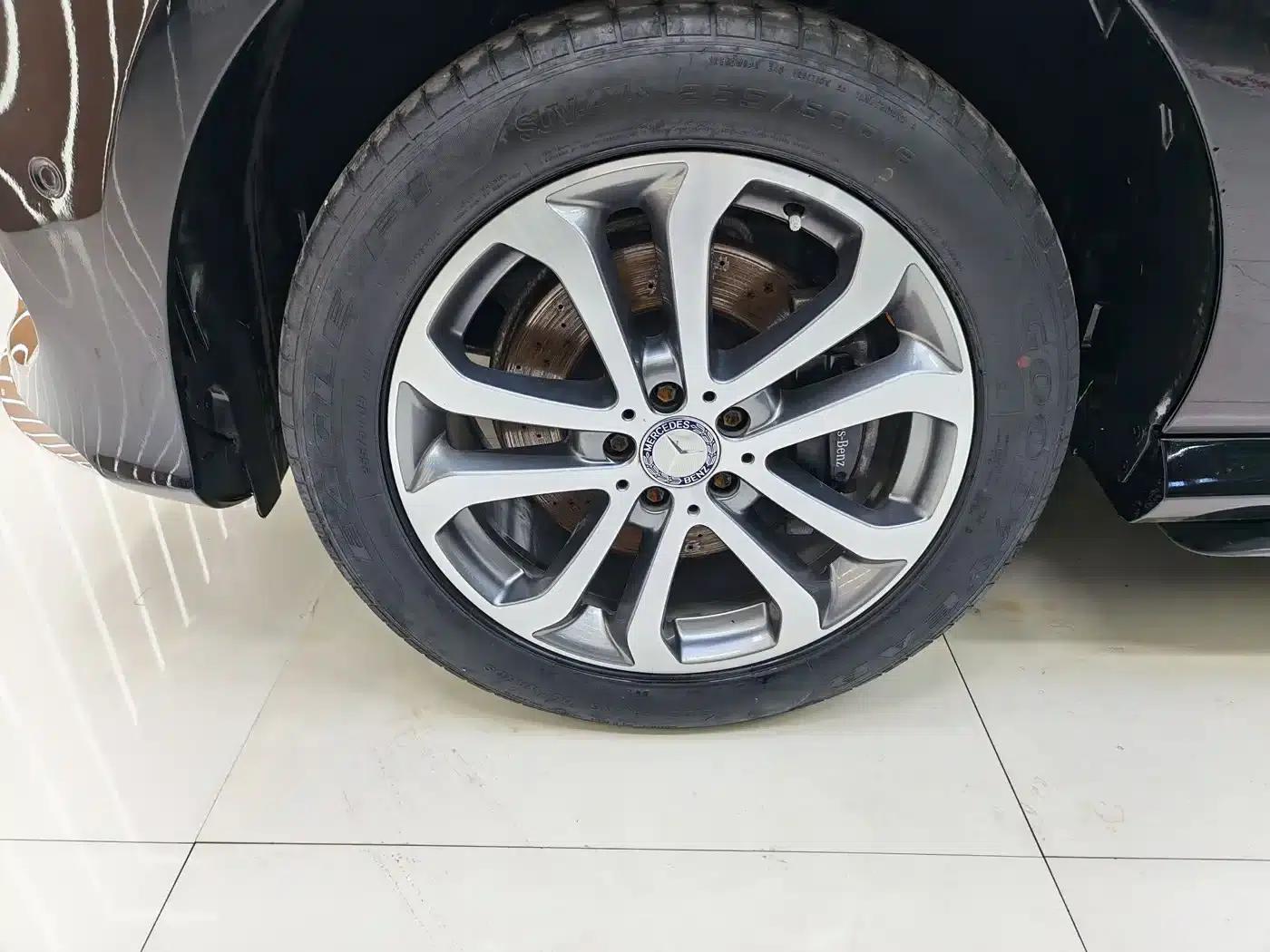 Imported Mercedes-Benz GLE 2017 GLE 320 4MATIC Dynamic — миниатюра 5