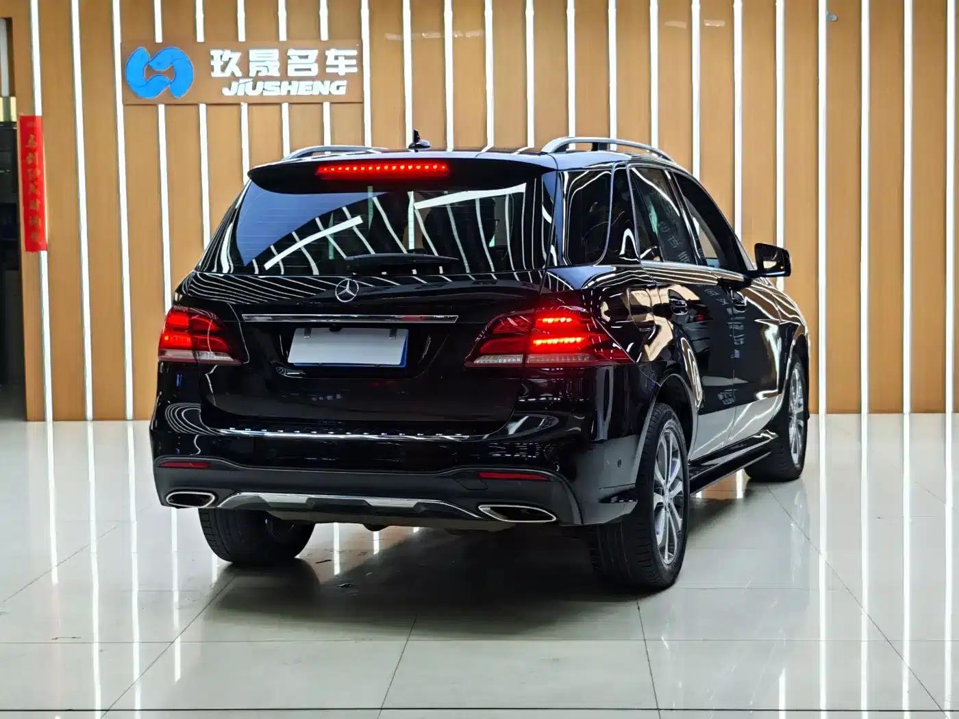 Imported Mercedes-Benz GLE 2017 GLE 320 4MATIC Dynamic — миниатюра 6