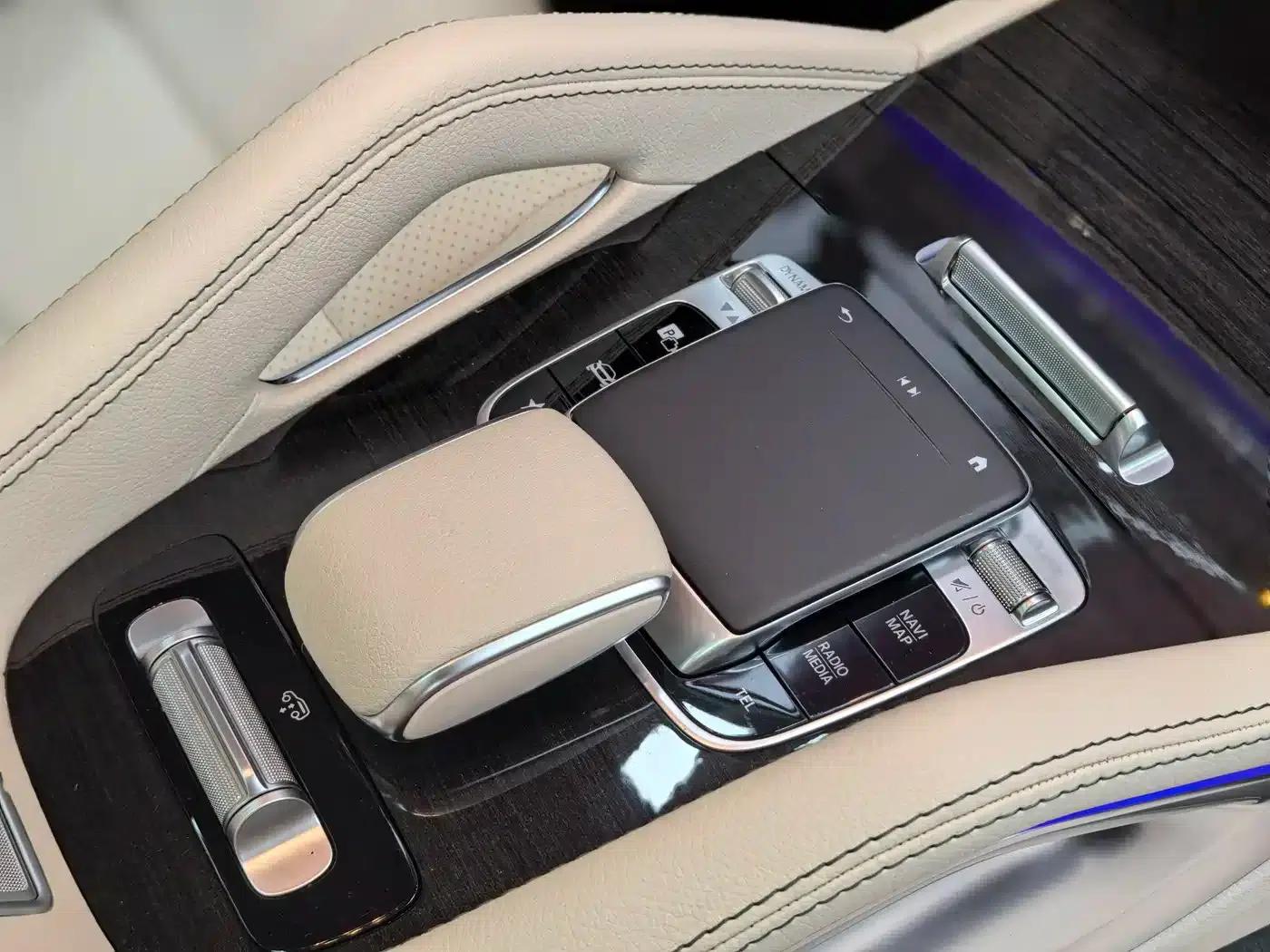 Mercedes-Benz GLE (Imported) 2020 Facelift GLE 350 4MATIC Fashion Model — миниатюра 24