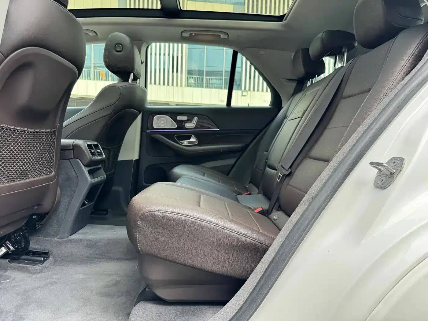 Imported Mercedes-Benz GLE 2020 GLE 350 4MATIC Fashion Model — миниатюра 10