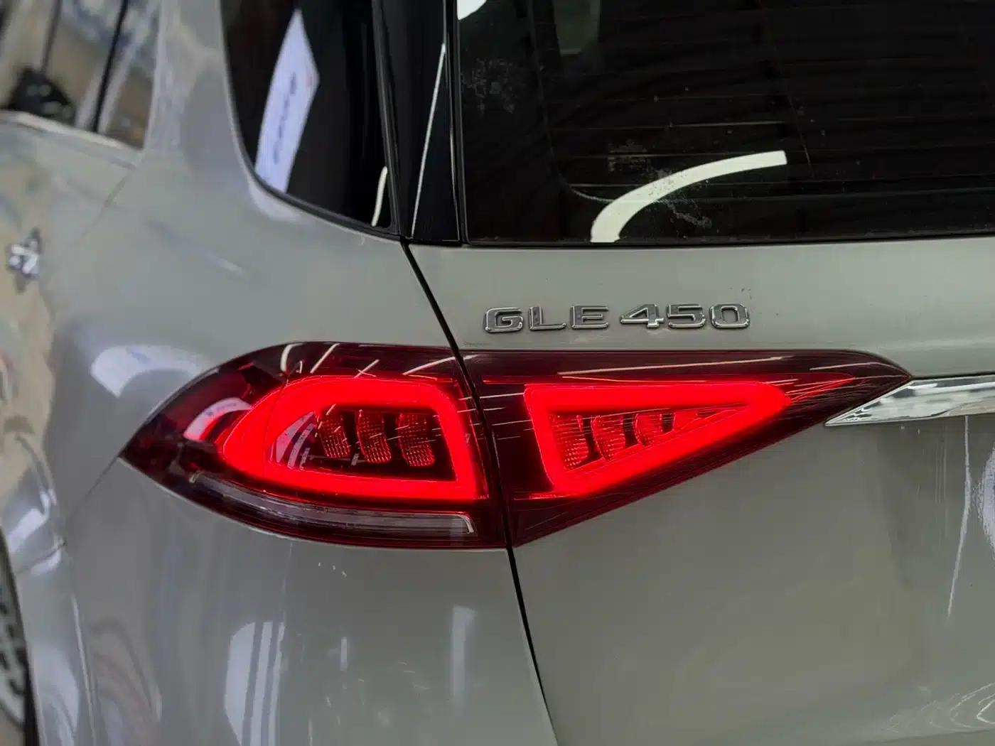 Imported Mercedes-Benz GLE 2020 GLE 450 4MATIC Fashion Model — миниатюра 14