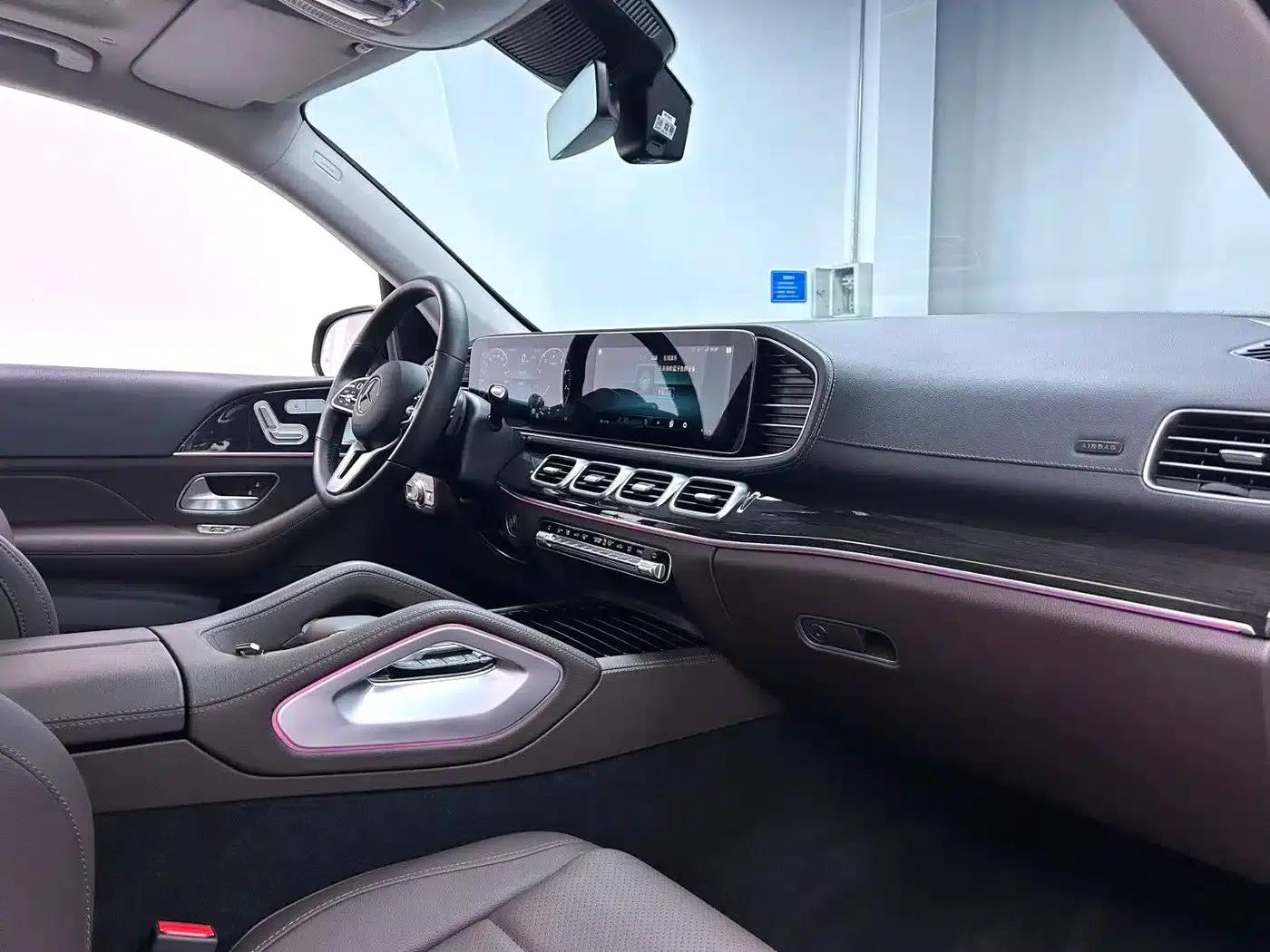 Imported Mercedes-Benz GLE 2023 GLE 350 4MATIC Fashion Model — миниатюра 10