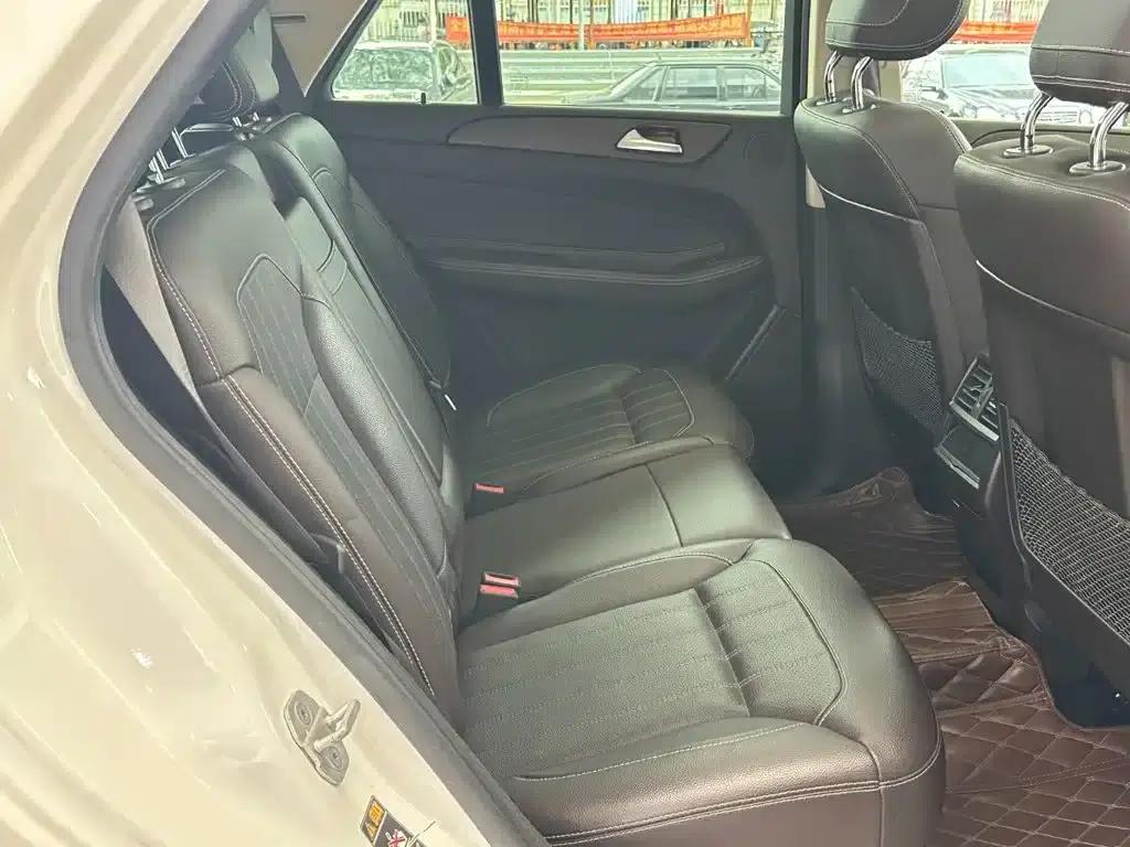 Imported Mercedes-Benz GLE 2017 GLE 320 4MATIC Luxury — миниатюра 16