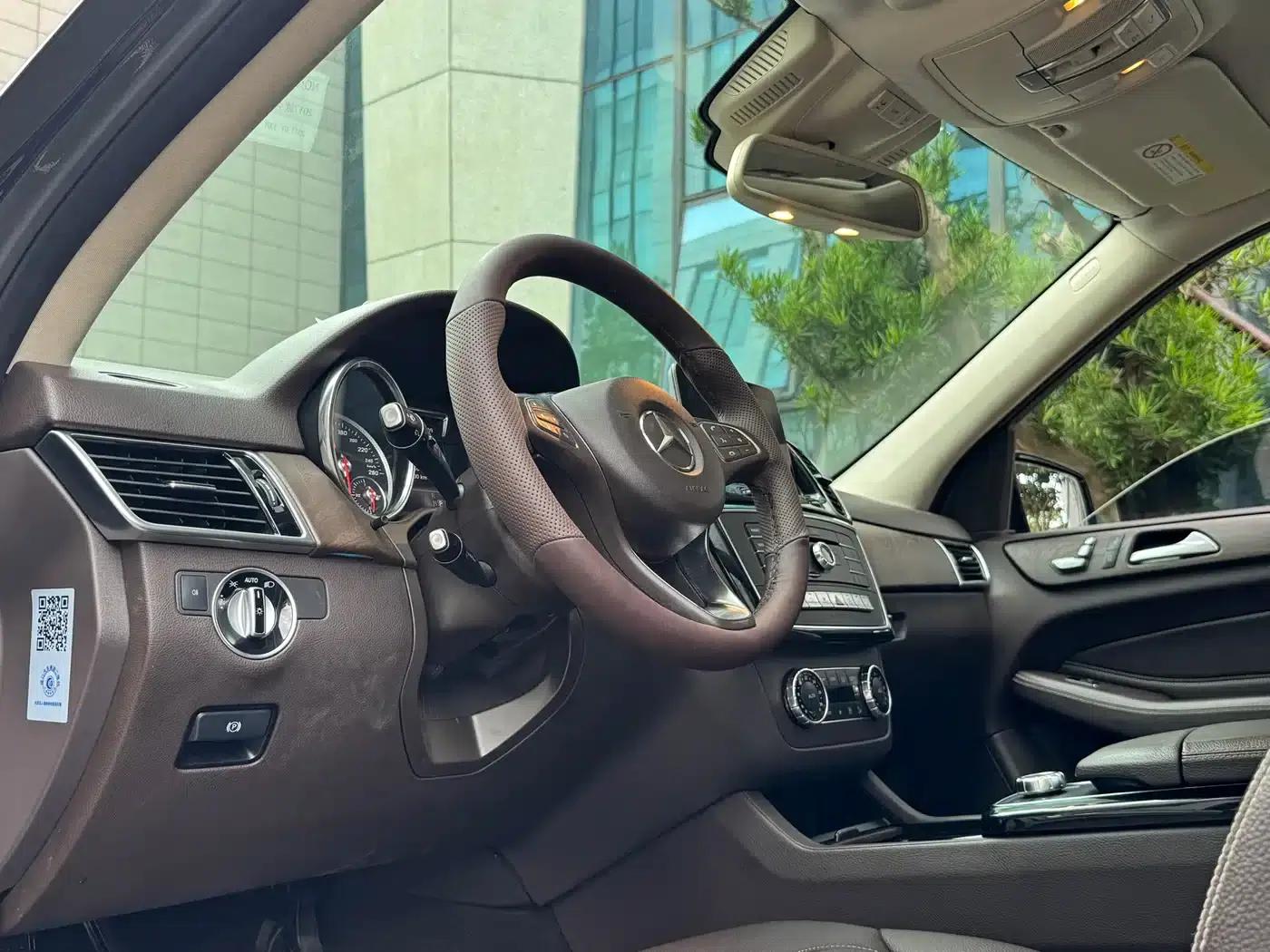 Mercedes-Benz GLE (Imported) 2016 GLE 320 4MATIC Luxury — миниатюра 5