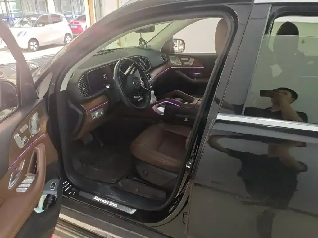 Imported Mercedes-Benz GLE 2025 Facelift GLE 450 4MATIC Fashion Model — миниатюра 4