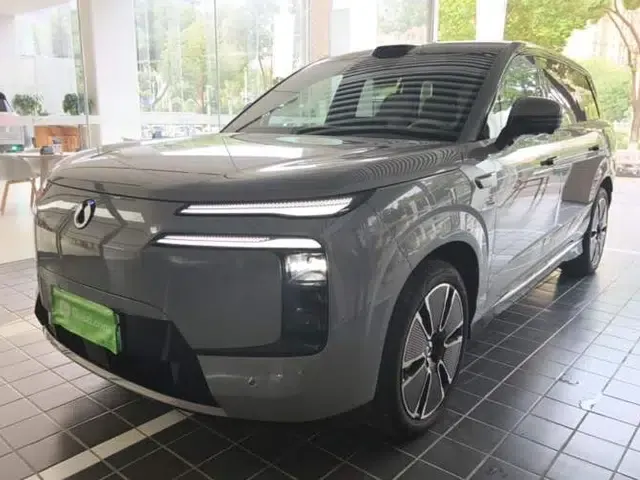 Denza N8L 2025 Model Flagship Model