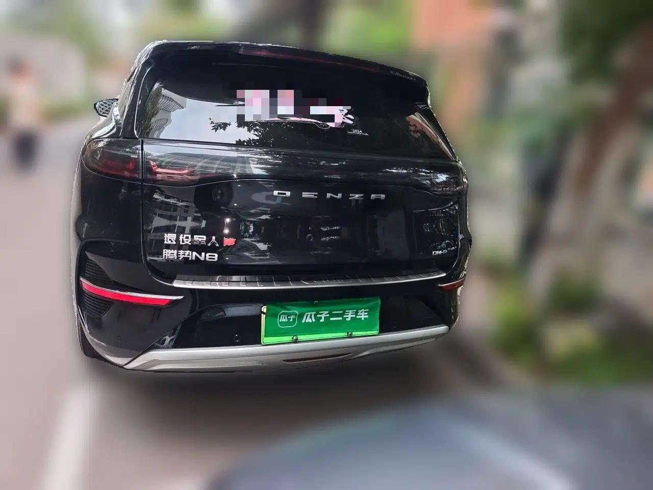 Denza N8 2023 Four-Wheel Drive Ultra-Hybrid Flagship Six-Seater Version — миниатюра 5