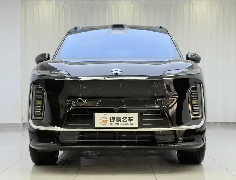 NIO ES9 2026 Executive Signature Edition with 6-seat island — миниатюра 2