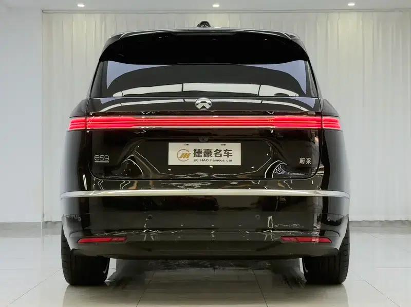 NIO ES9 2026 Executive Signature Edition with 6-seat island — миниатюра 3