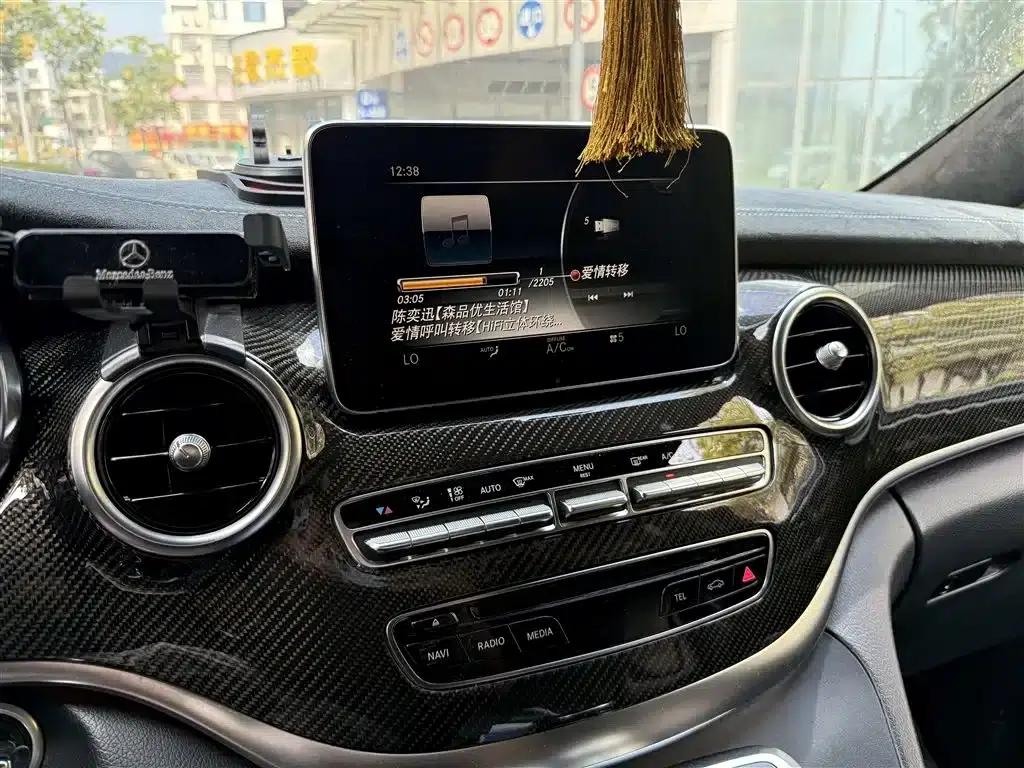 Mercedes-Benz V-Class 2018 V 260 L Premium Extended Edition (China V Emission Standard) — миниатюра 13