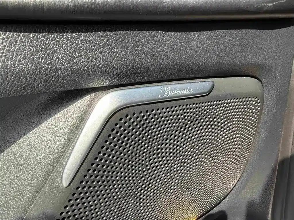 Mercedes-Benz V-Class 2018 V 260 L Premium Extended Edition (China V Emission Standard) — миниатюра 14